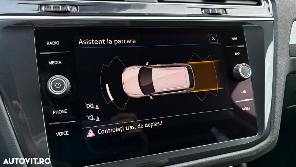 Volkswagen Tiguan - 19