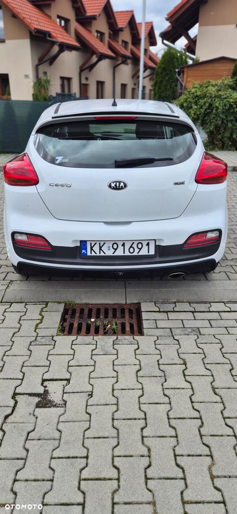 Kia Ceed - 5