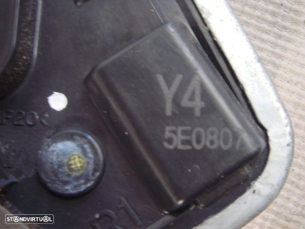 Fecho Da Porta Trás Dto Toyota Avensis (_T25_) - 3