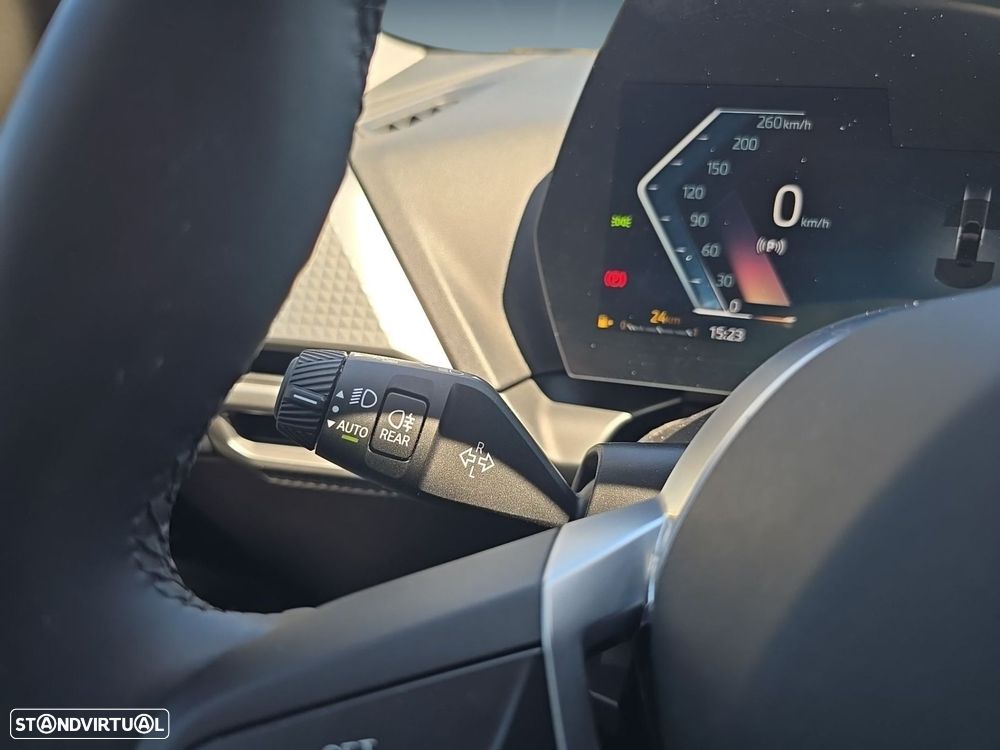 BMW 216 Standard — fotografia 19