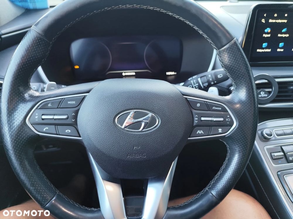 Hyundai Santa Fe 1.6 HEV 2WD SEVEN Signature - 20