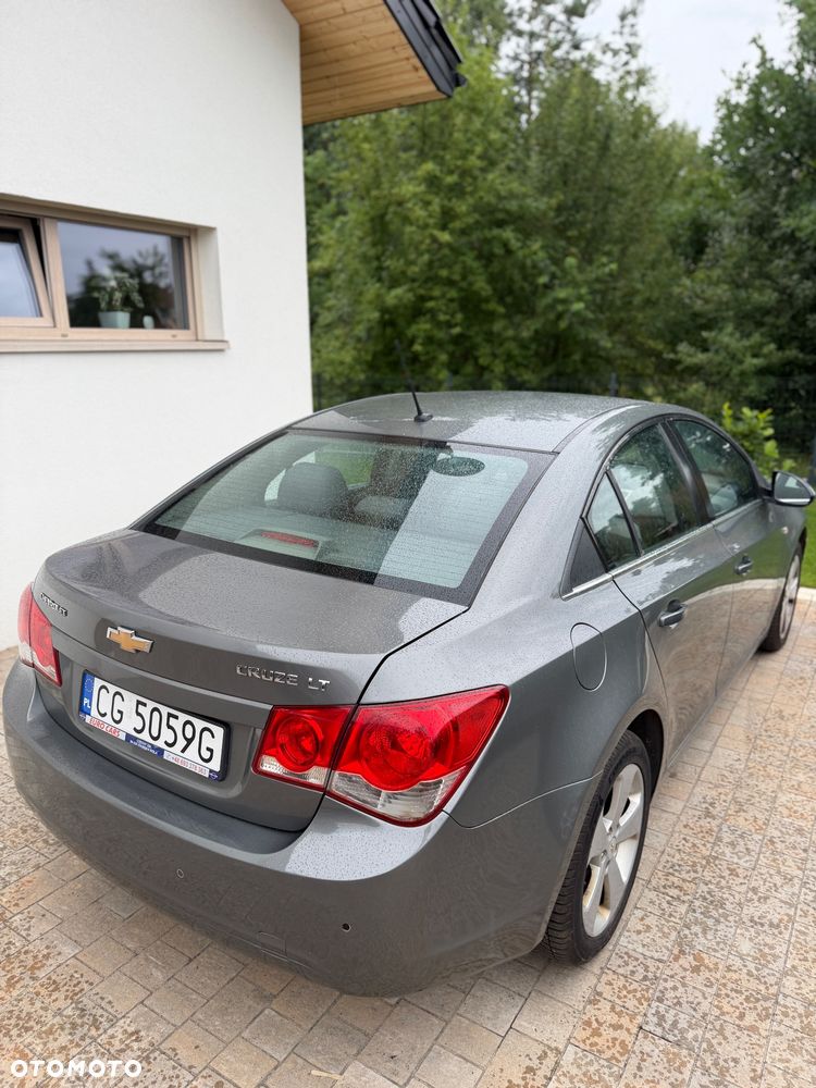 Chevrolet Cruze - 1