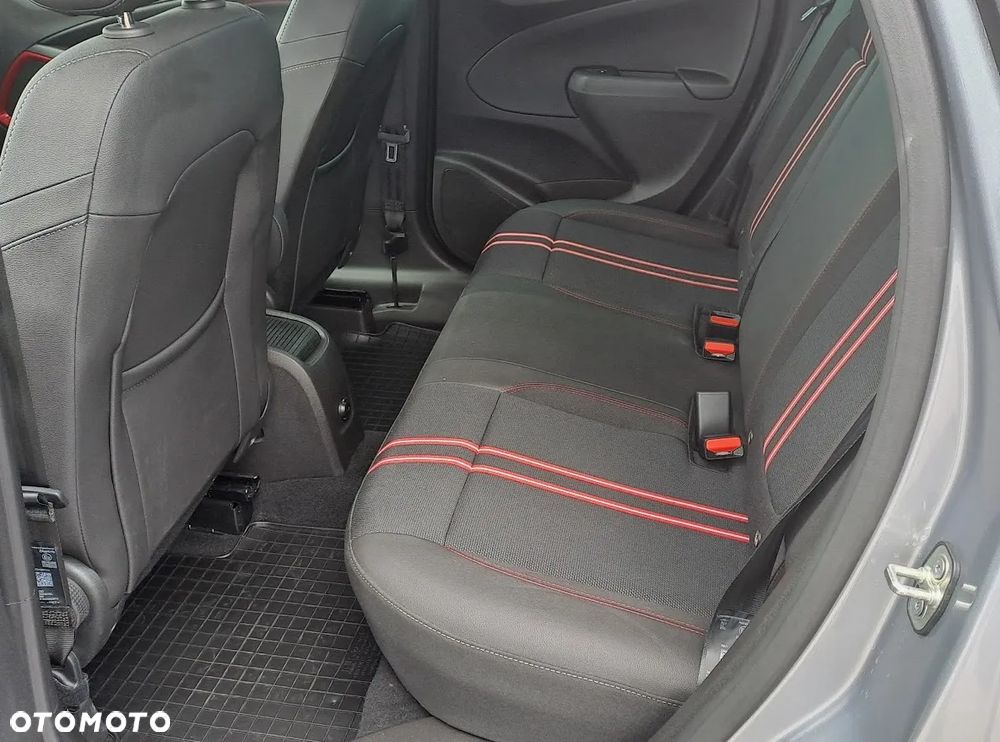 Opel Crossland X - 15