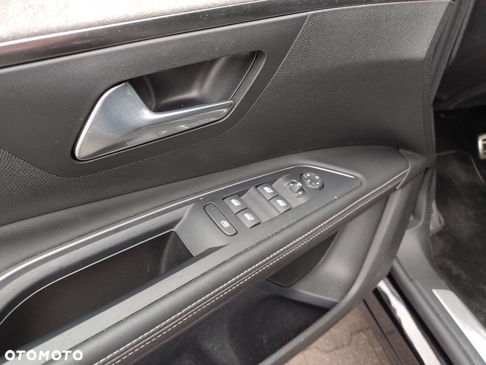 Peugeot 5008 1.5 BlueHDi GT S&S EAT8 - 12