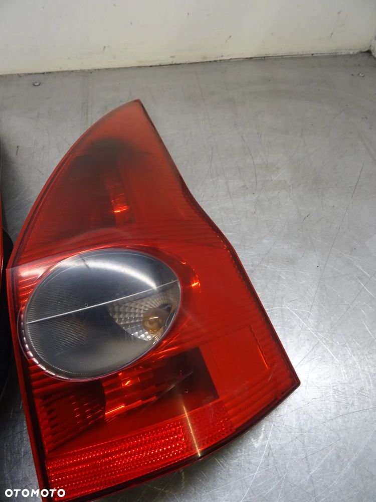 RENAULT MEGANE II KOMBI TED69 LAMPA TYLNA TYŁ PRAWA - 5