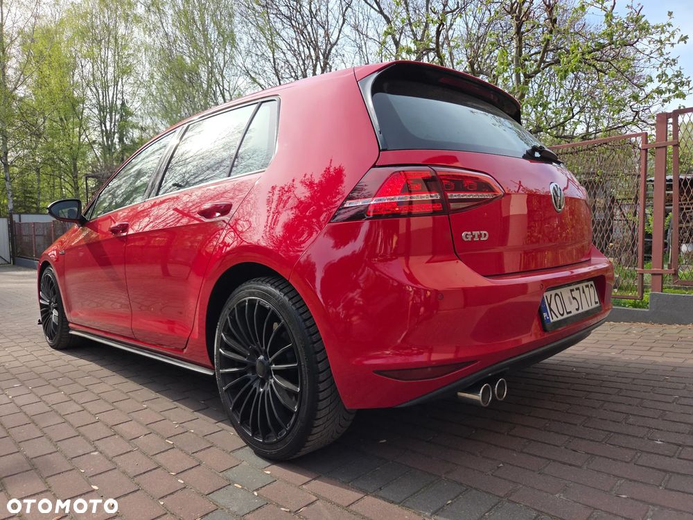 Volkswagen Golf 2.0 TDI BMT GTD - 10
