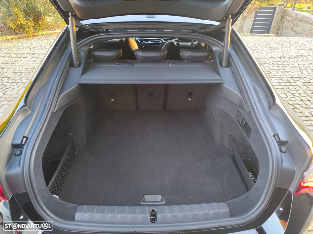 BMW i4 eDrive40 - 31