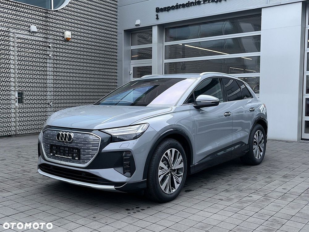Audi Q4 e-tron - 12