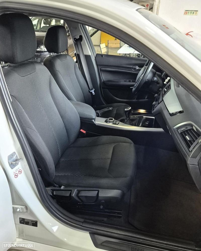 BMW 116 d Urban Line - 23
