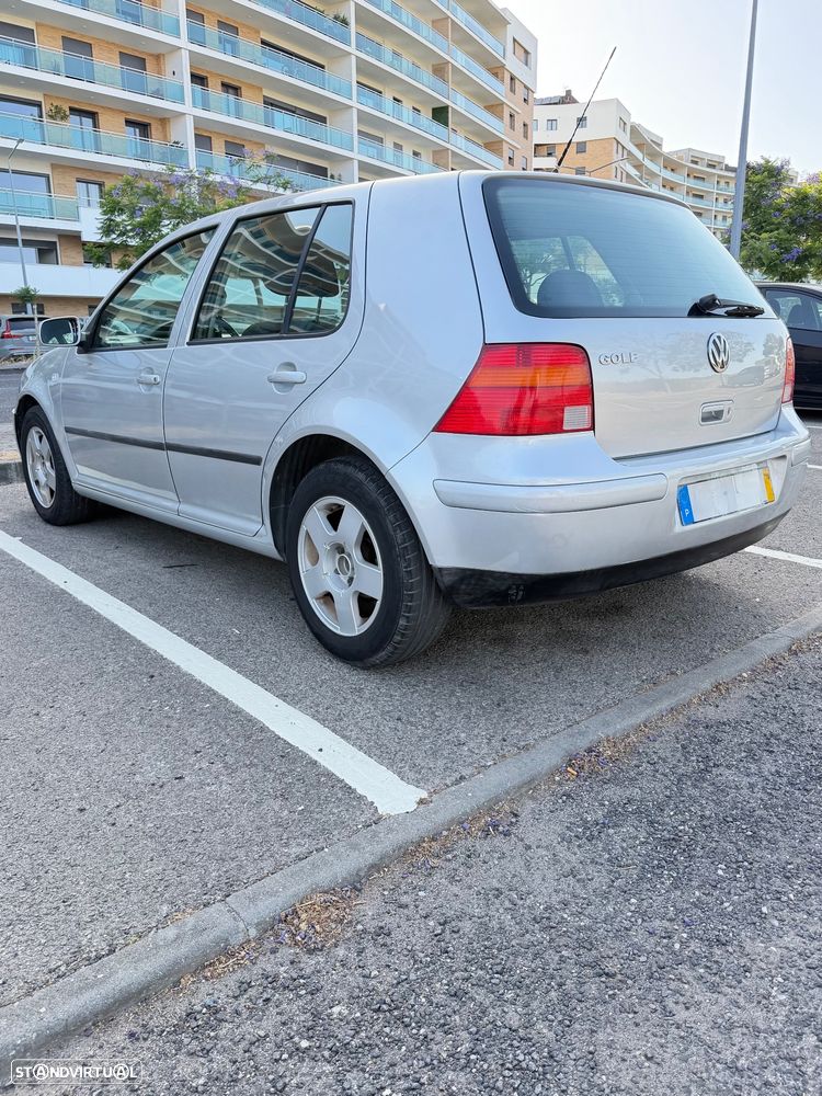 VW Golf 1.4i Conceptline - 6