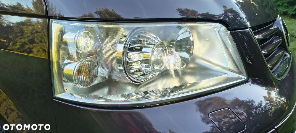 Volkswagen Multivan - 13