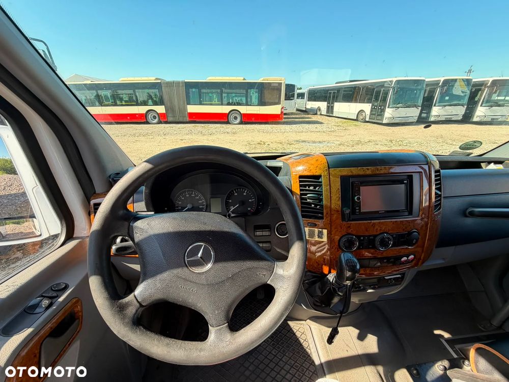 Mercedes-Benz Sprinter 516 - 22