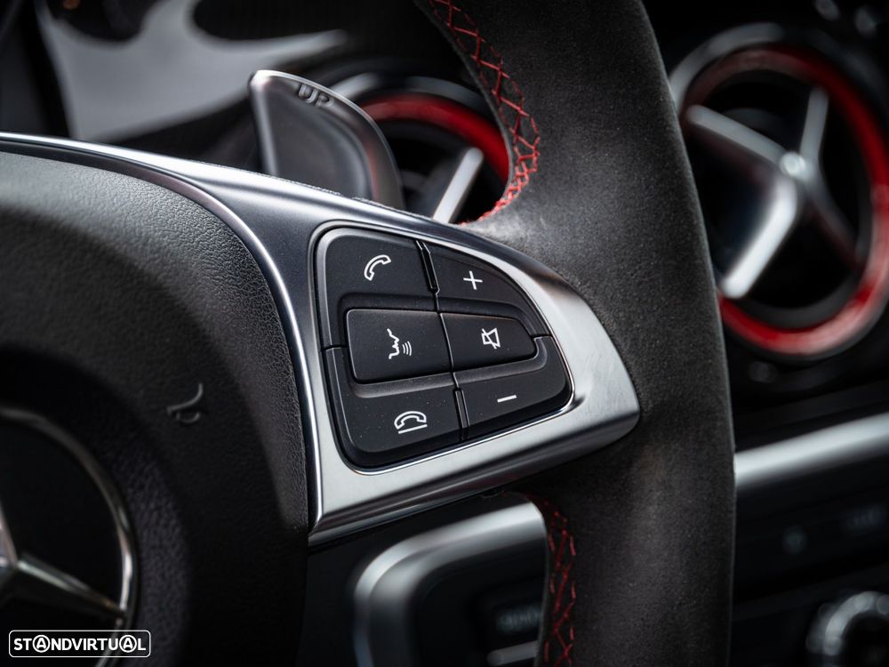 Mercedes-Benz CLA 45 AMG - 14