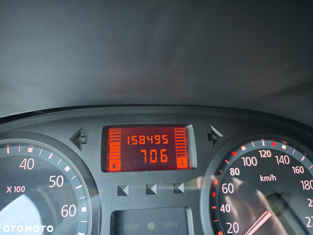 Renault Clio - 15
