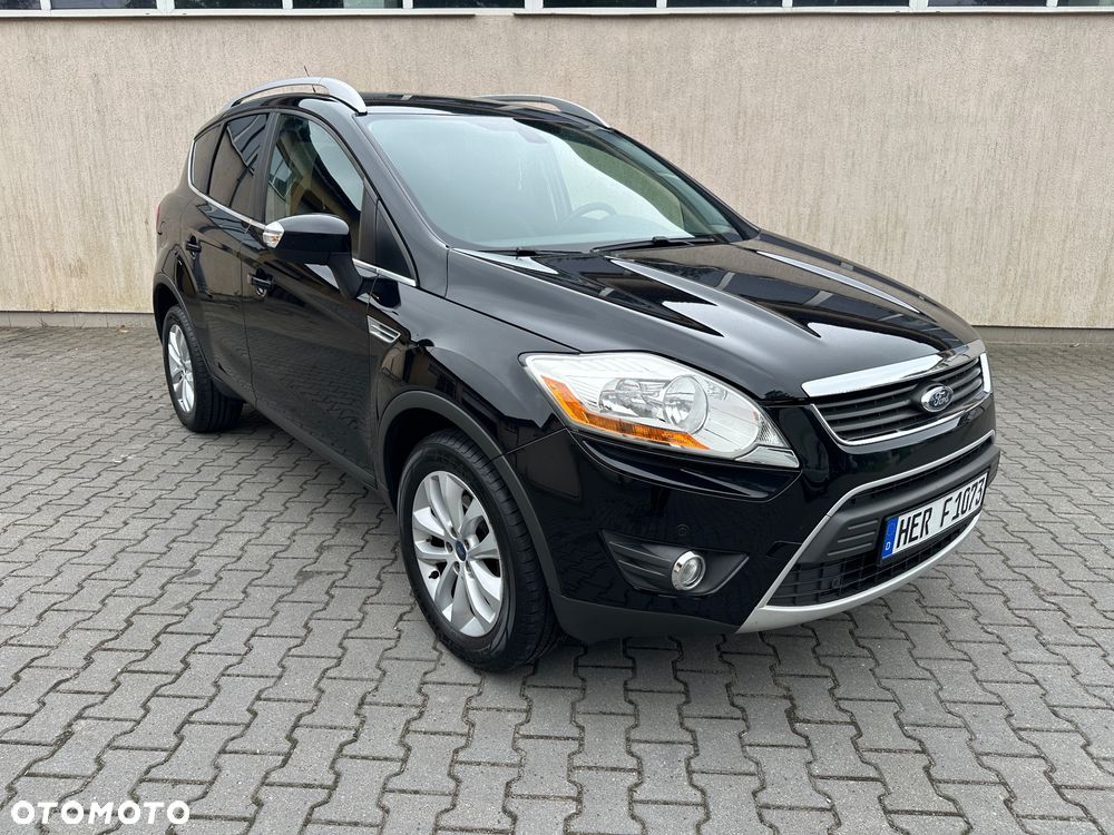 Ford Kuga 2.0 TDCi 2x4 Titanium - 10