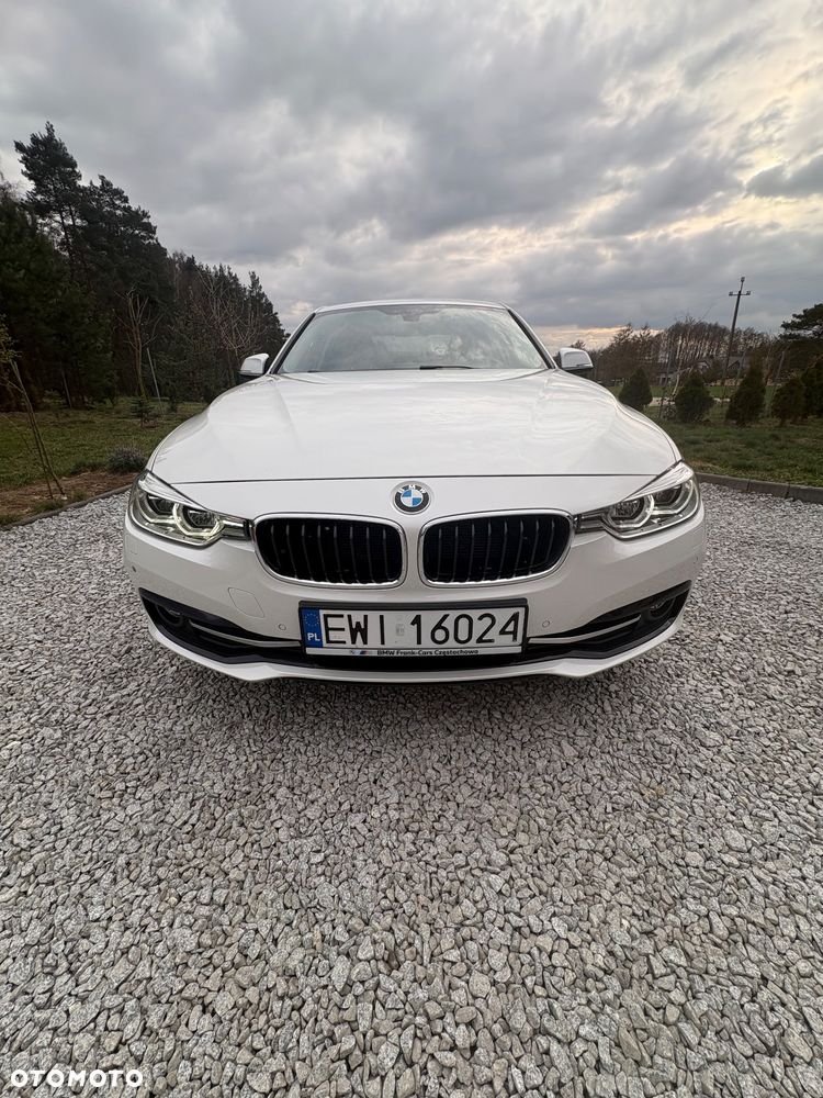 BMW Seria 3 320d xDrive Sport Line Shadow - 7