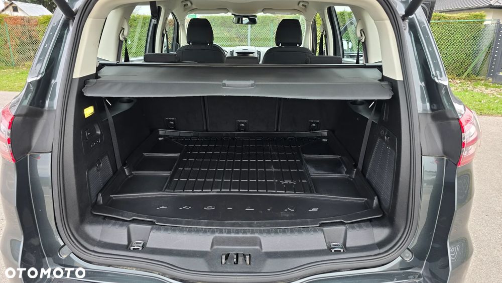 Ford S-Max 2.0 TDCi Titanium PowerShift - 6