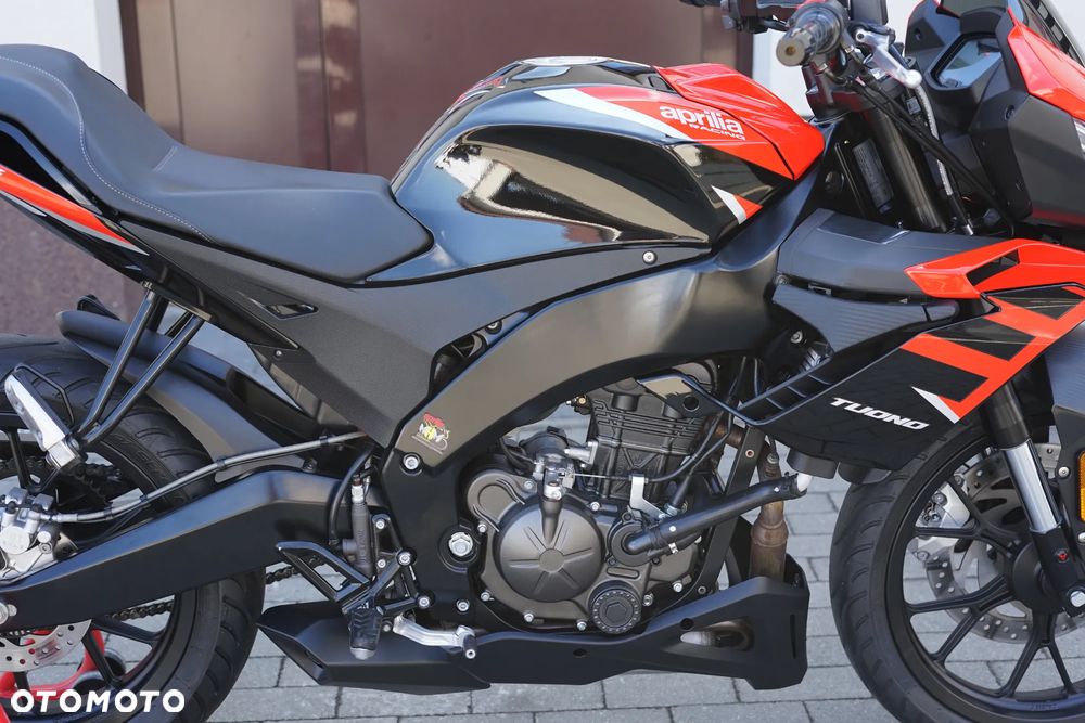 Aprilia Tuono - 9