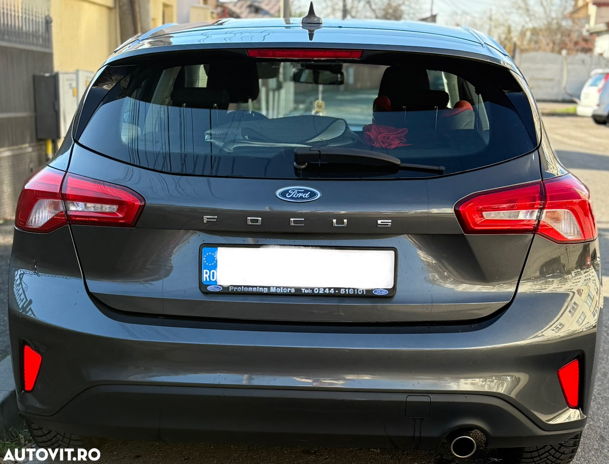 Ford Focus - 4