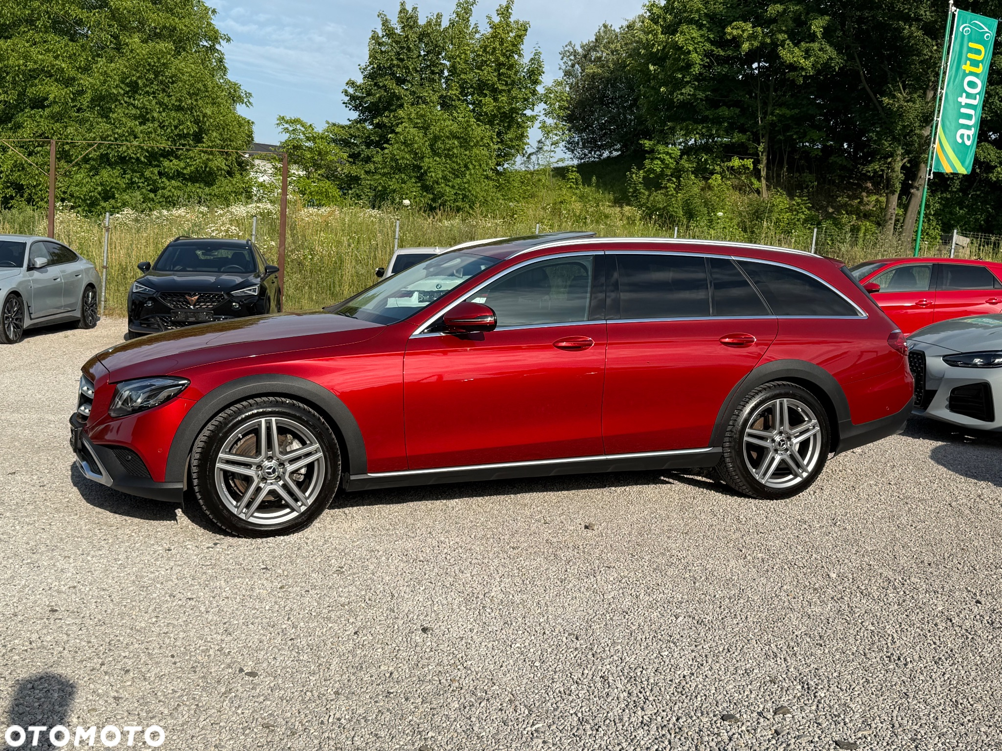 Mercedes-Benz Klasa E 220 d 4Matic T All-Terrain 9G-TRONIC Exclusive - 25
