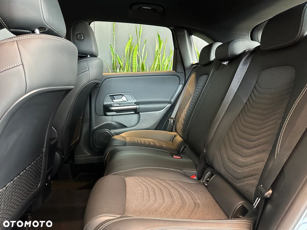 Mercedes-Benz Klasa B 200 d Progressive 8G-DCT - 12