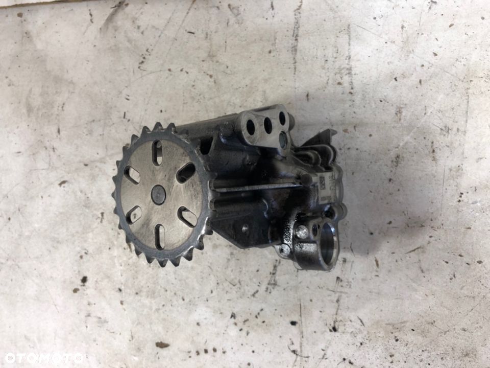 RENAULT TRAFIC VIVARO III 1.6 DCI POMPA OLEJU 150001650R - 1