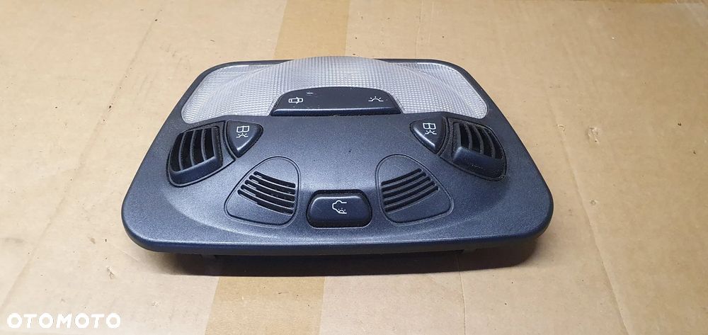 Lampka oświetlenie kabiny podsufitki Mercedes W203 A2038206801 - 2
