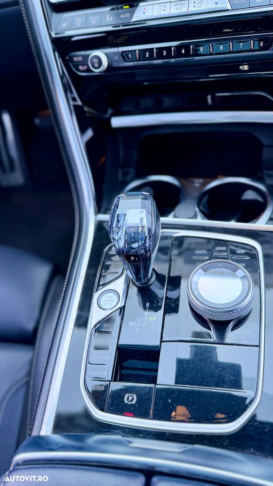 BMW Seria 8 840d xDrive AT MHEV - 36