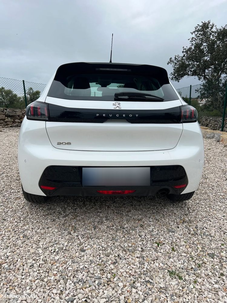 Peugeot 208 1.2 PureTech Allure EAT8 - 5