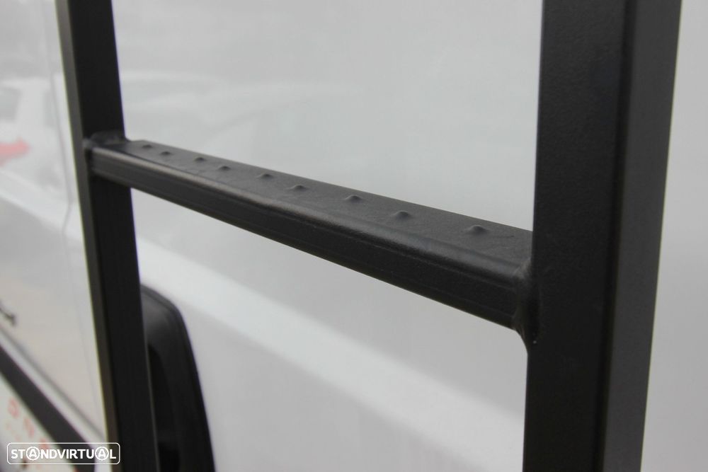 Peugeot Boxer 2.0 BlueHDi 330 L2H1 Pro - 18