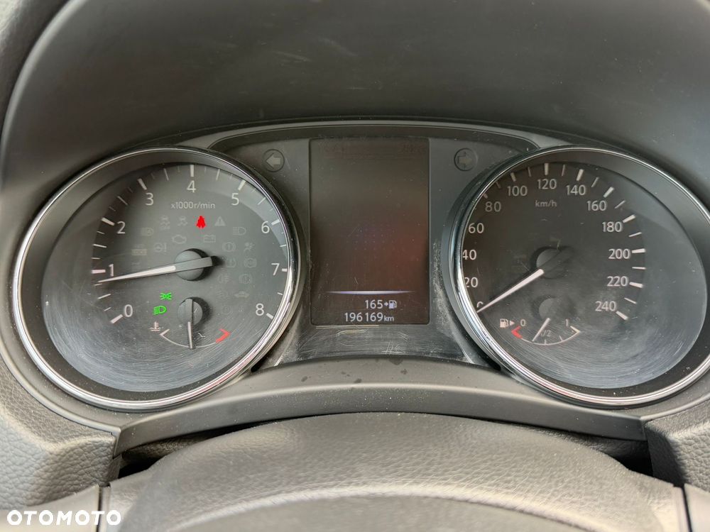 Nissan Qashqai - 16