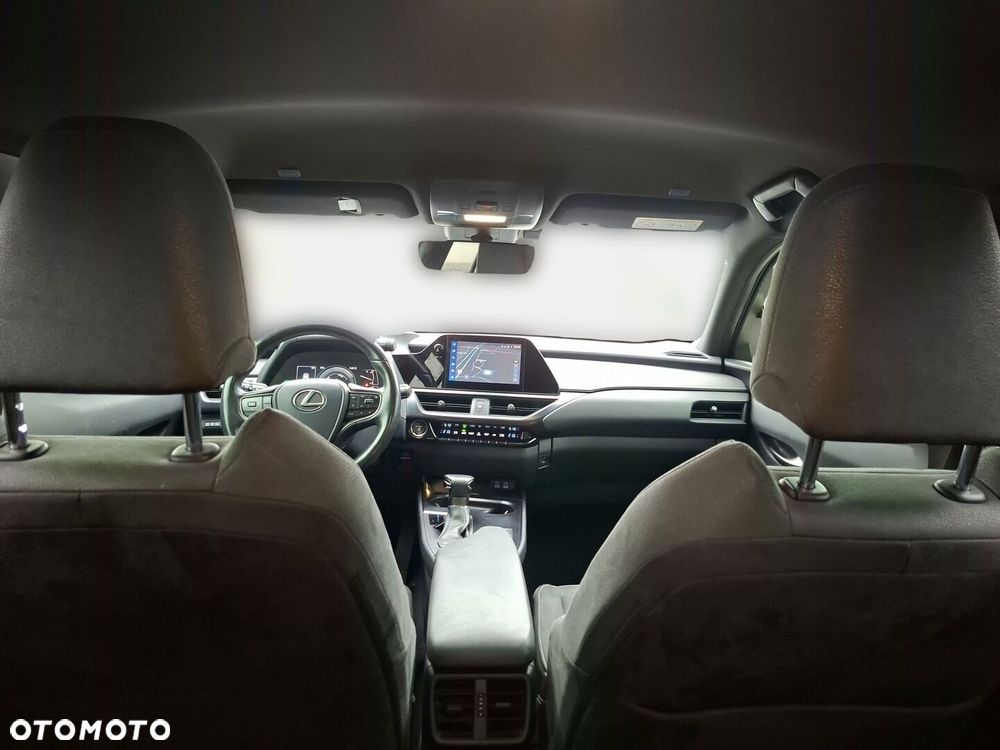 Lexus UX 250h GPF Business 2WD - 26