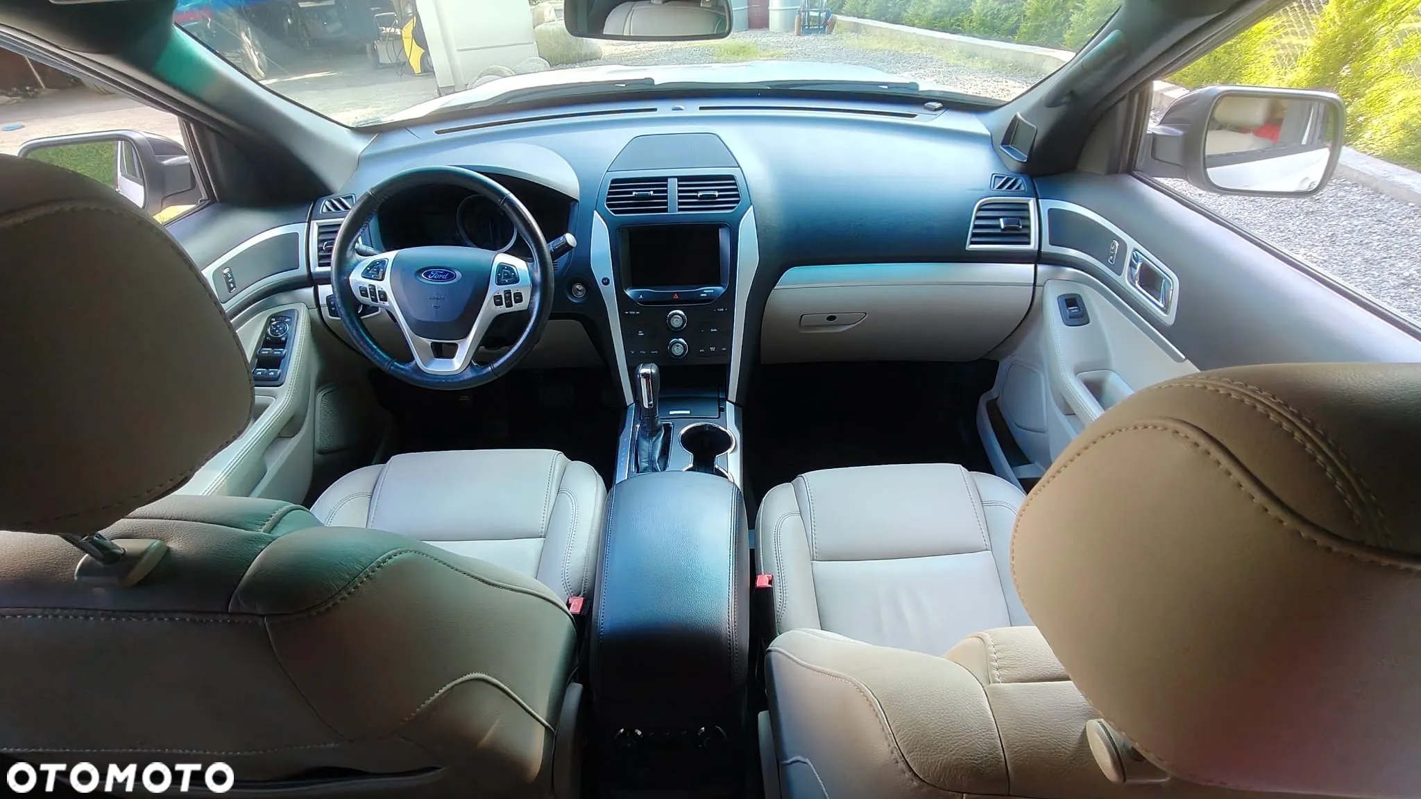 Ford Explorer - 6