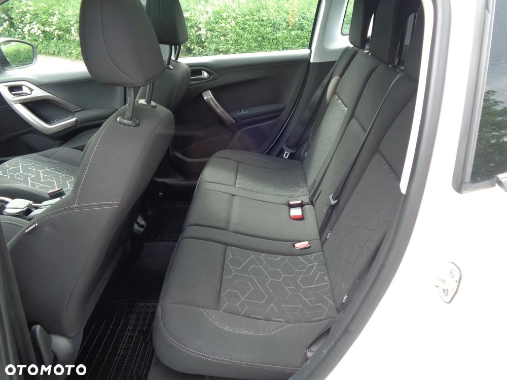 Peugeot 2008 120 VTI Active - 11