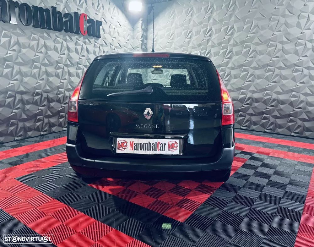 Renault Mégane Break 1.5 dCi Dynamique S - 6