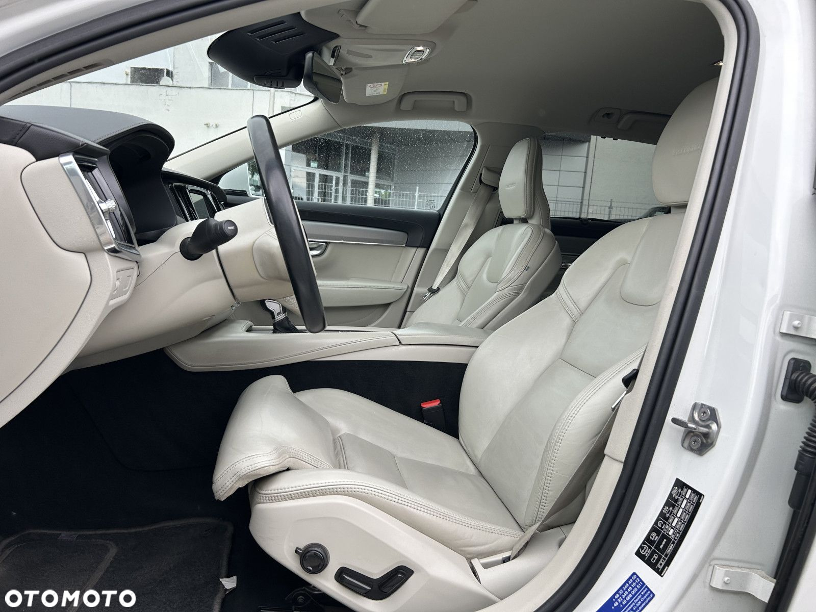 Volvo V90 - 10