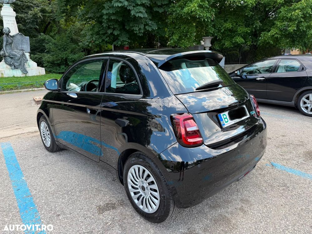 Fiat 500E - 10