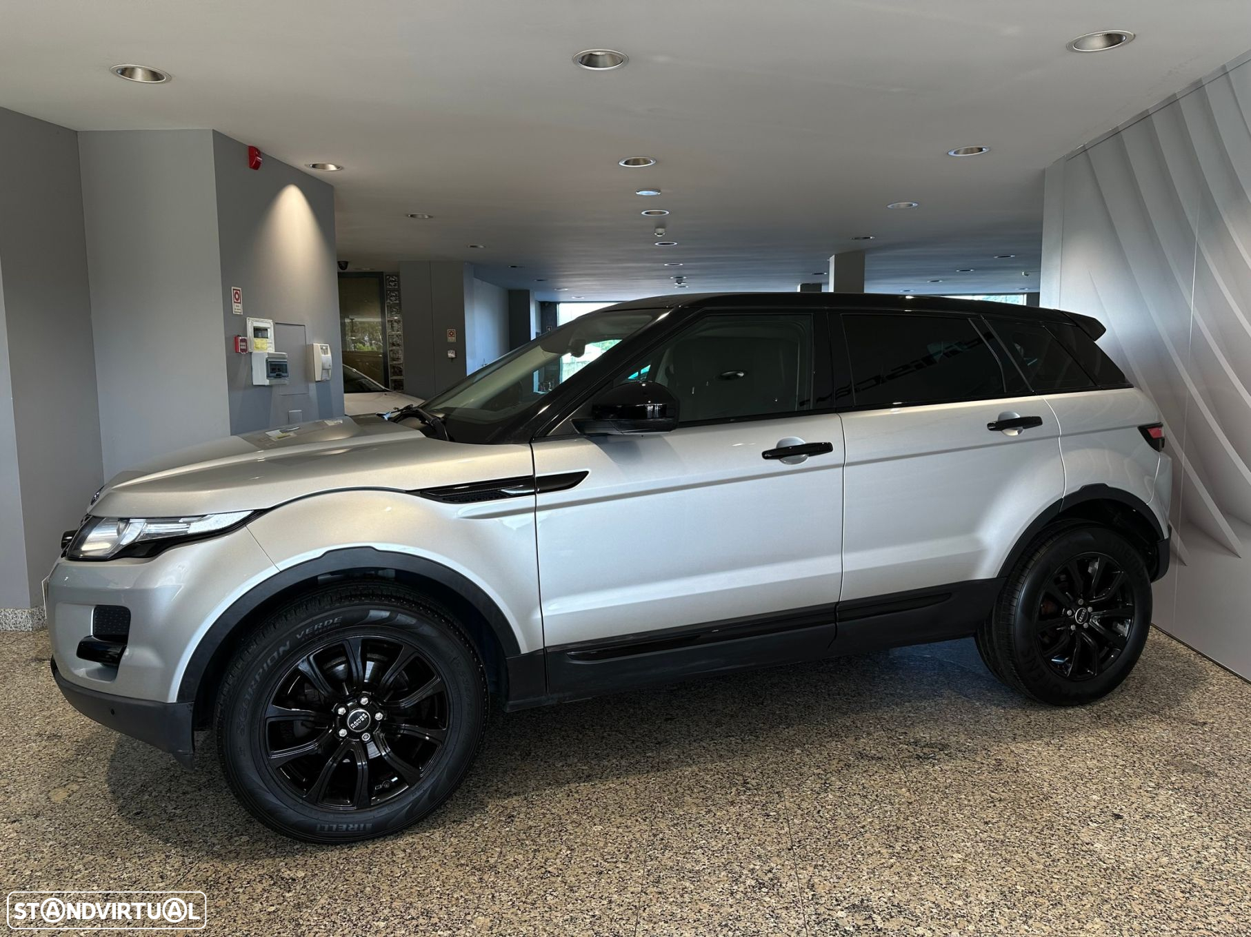Land Rover Range Rover Evoque 2.2 eD4 Dynamic - 5