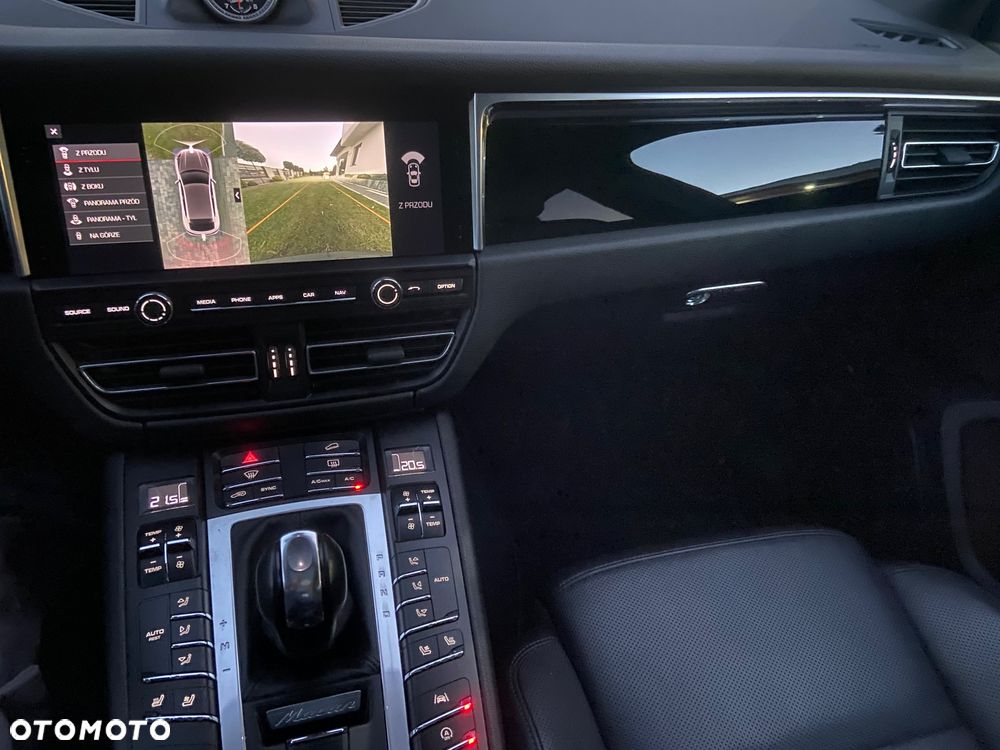 Porsche Macan S - 17