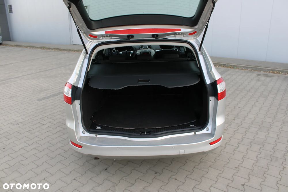 Ford Mondeo 2.0 Viva Trend - 11