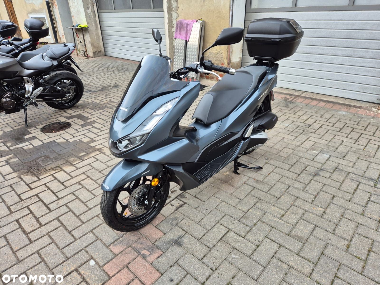 Honda PCX - 1