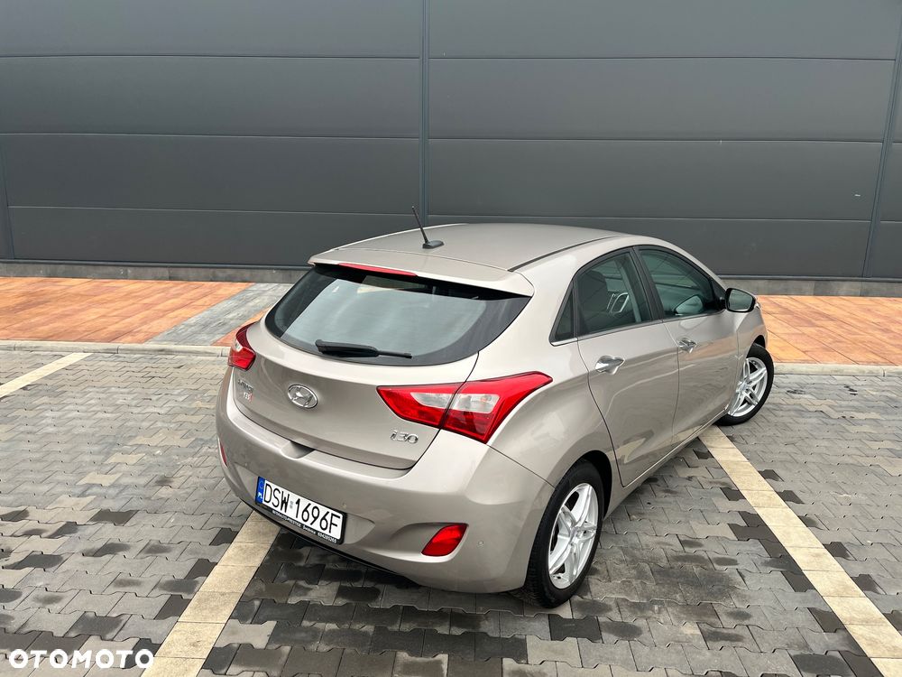 Hyundai i30 blue 1.6 CRDi YES Gold - 7