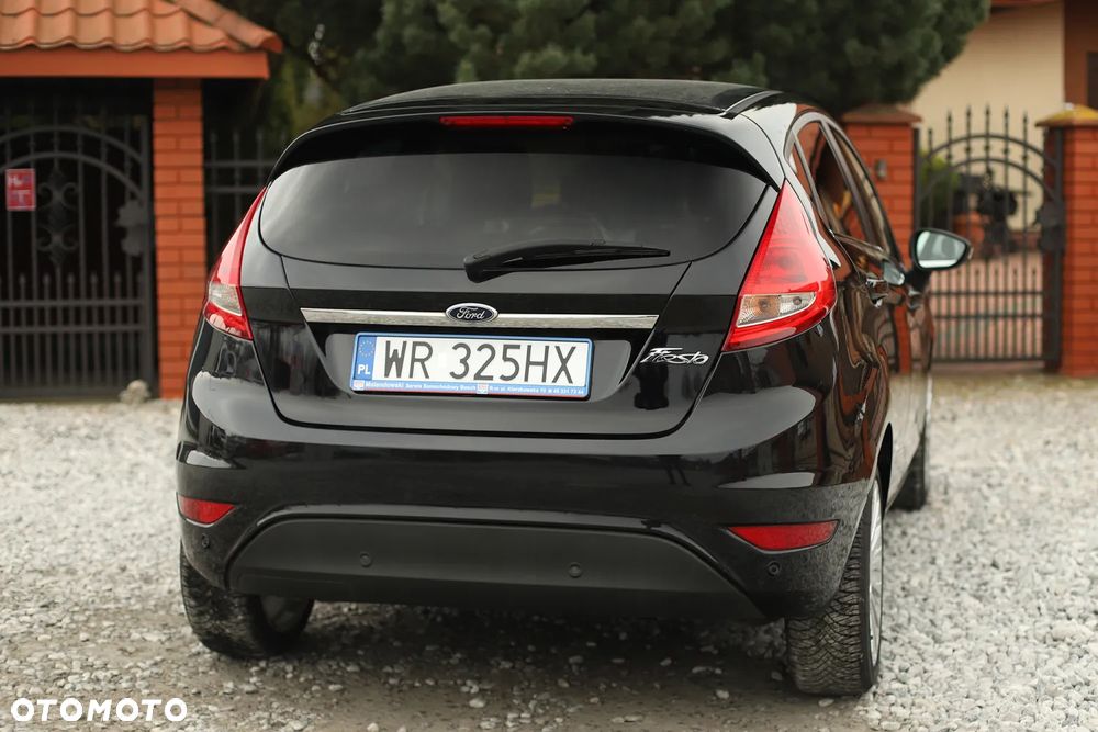 Ford Fiesta 1.25 Titanium X - 11