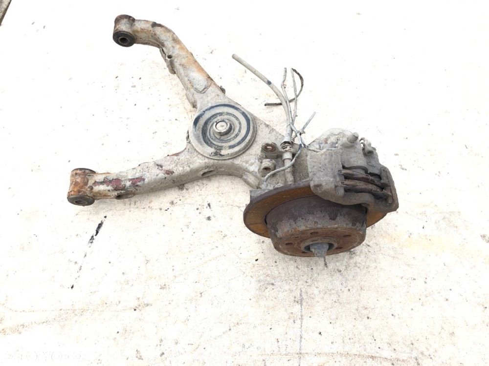 WAHACZ LEWY TYŁ  MERCEDES-BENZ VITO Autobus (W638) 1996 - 2003 112 CDI 2.2 (638.194) 90 kW [122 KM] - 2