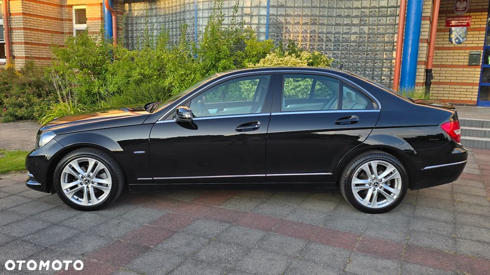 Mercedes-Benz Klasa C 180 BlueEFFICIENCY Avantgarde - 7