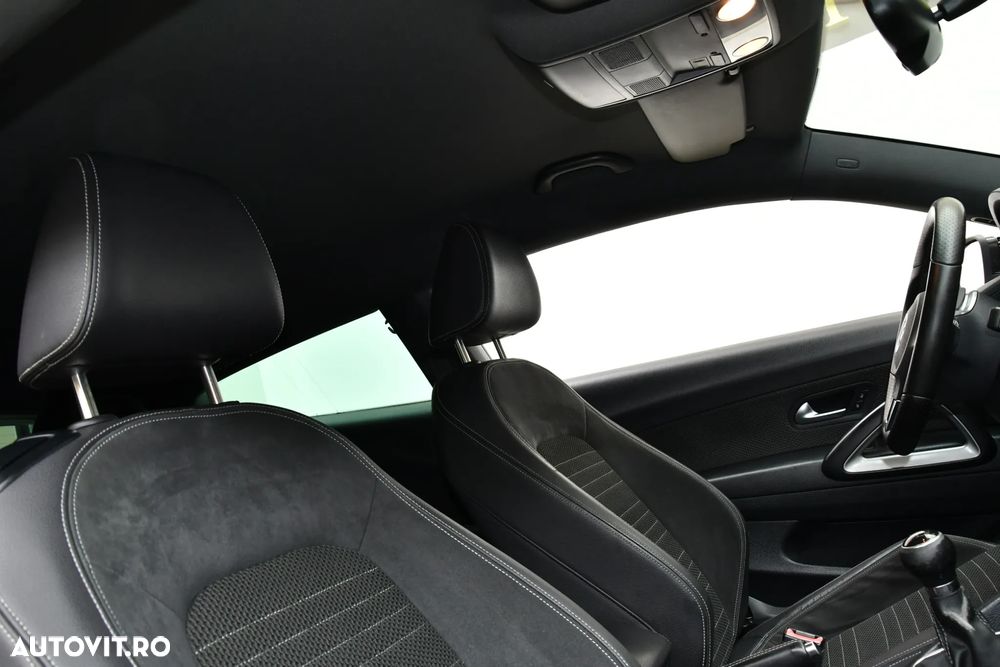 Volkswagen Scirocco 2.0 TDI - 13