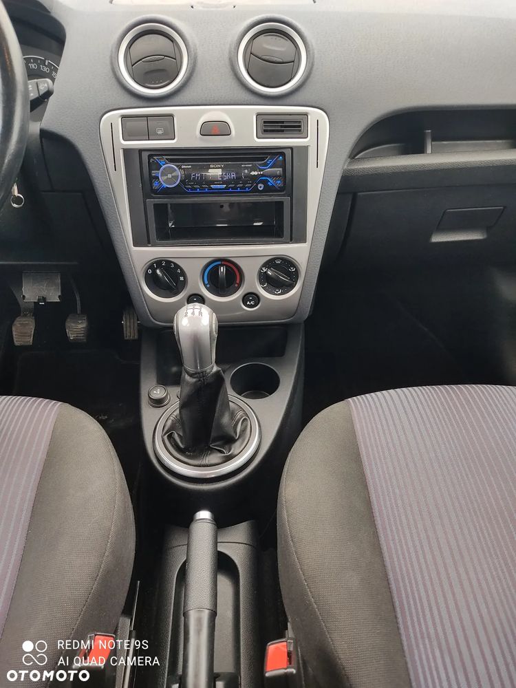 Ford Fusion 1.4 Elegance - 9