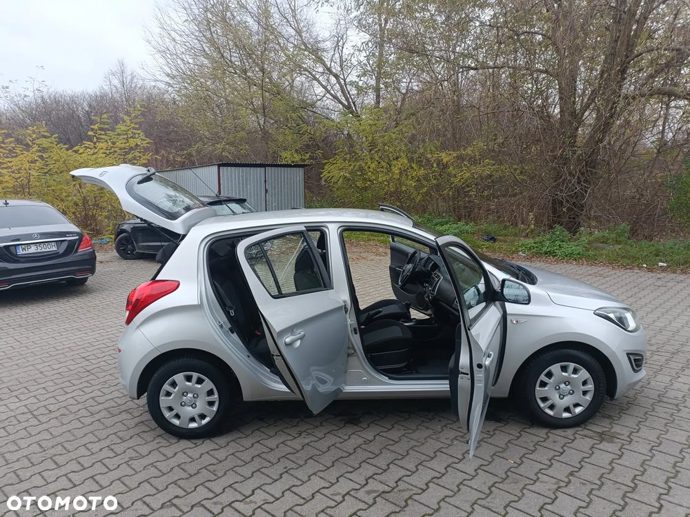 Hyundai i20 1.25 Comfort - 21