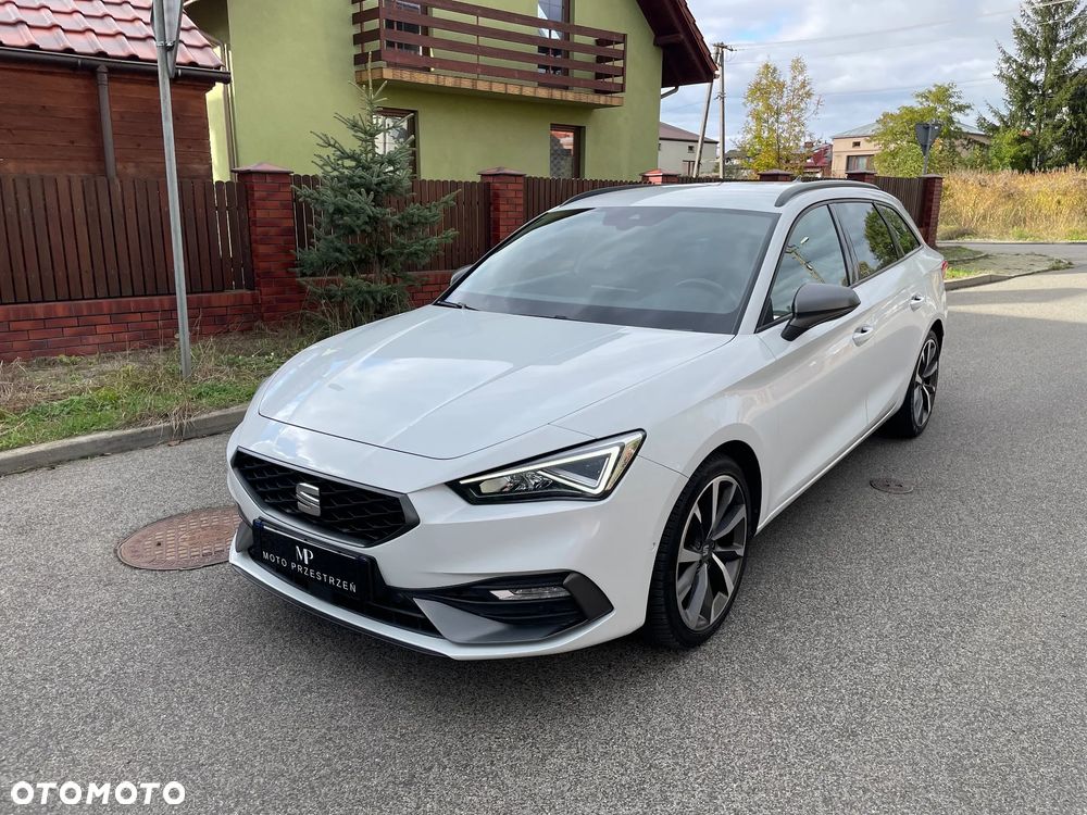 Seat Leon Sportstourer 2.0 TDI FR - 1