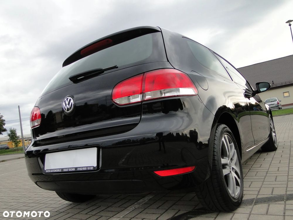 Volkswagen Golf - 32